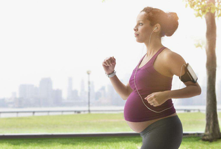 屁股大好生孩子嗎 屁股大容易順產是真的嗎