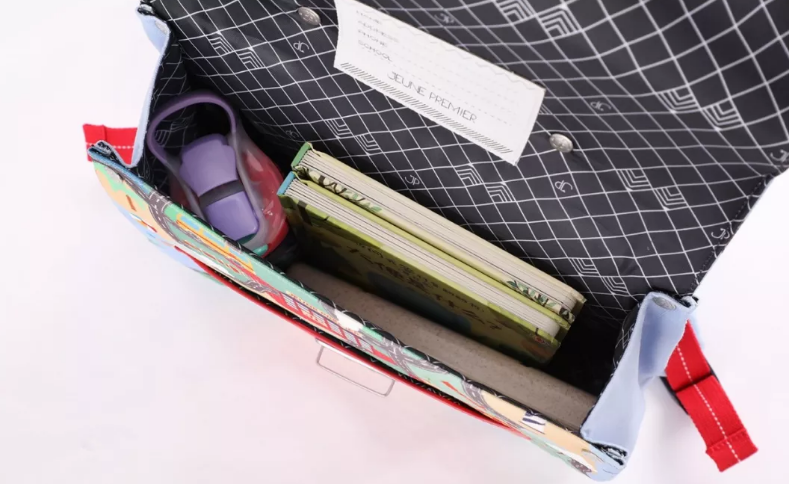 咘咘同款英倫比利時Jeune Premier書包怎么樣 Jeune Premier書包使用測評