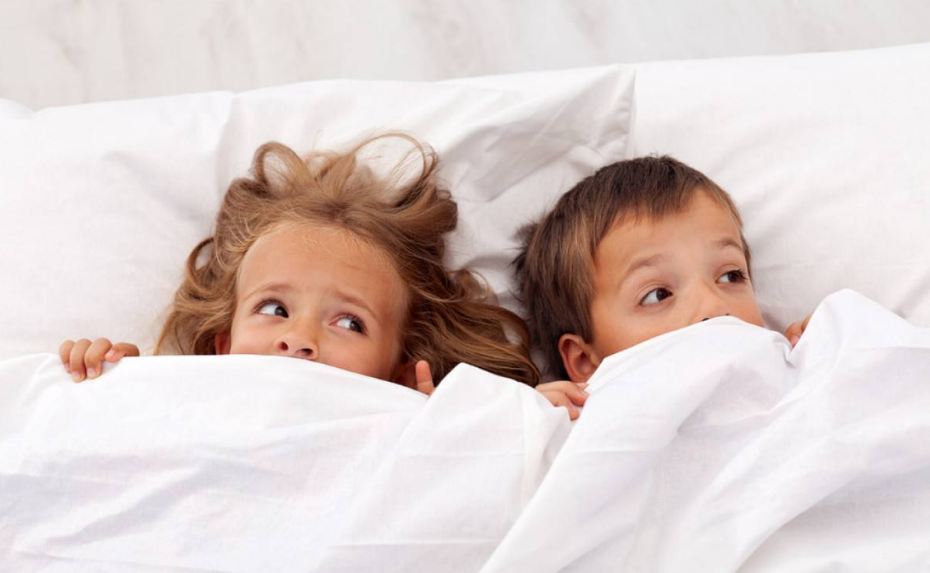 寶寶睡覺了做噩夢怎么安撫 寶寶做噩夢怎么給寶寶安全感