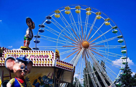 陪孩子逛游樂園說說 孩子逛游樂園發(fā)什么說說朋友圈