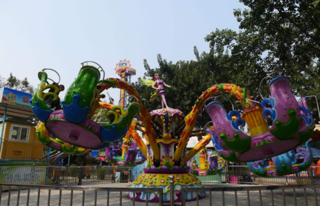 陪孩子逛游樂園說說 孩子逛游樂園發(fā)什么說說朋友圈