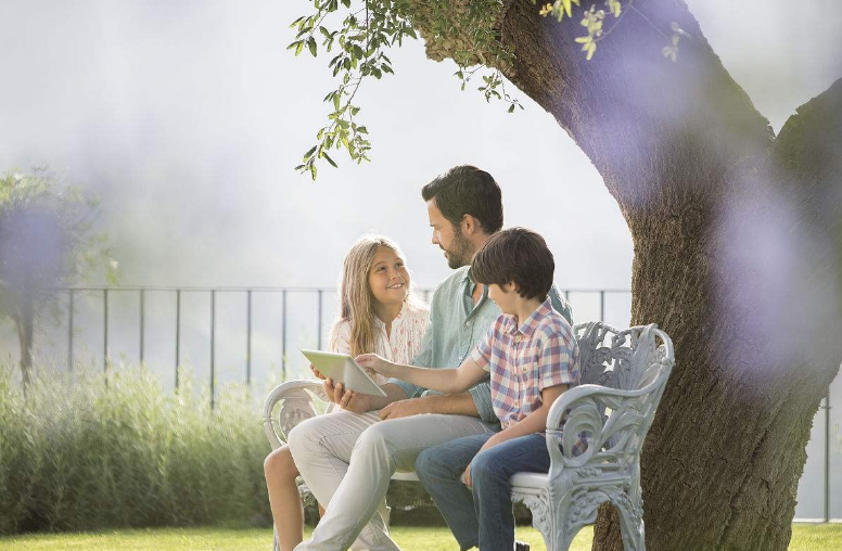 父親對一個孩子的成長影響有多大 父親如何改善與孩子間的親子關系