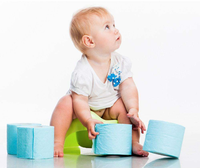 寶寶水分纖維質(zhì)不足會(huì)造成便秘嗎 如何預(yù)防寶寶習(xí)慣性便秘