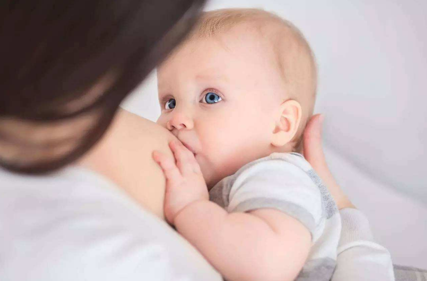 哺乳期媽媽感冒了怎么辦 媽媽感冒后還可以哺乳嗎