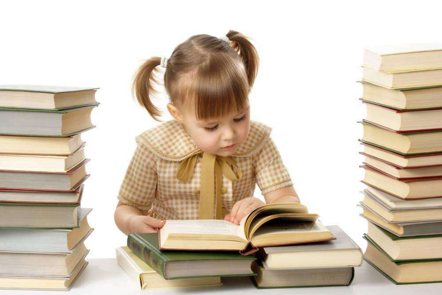 回憶孩子小時(shí)候句子 回想孩子小時(shí)候說(shuō)說(shuō)朋友圈