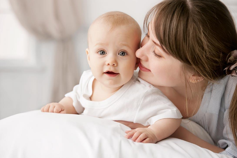 有孩子天天晚上睡不好的心情說說 照顧寶寶就沒睡過一個好覺的感慨句子