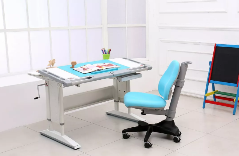 康樸樂兒童學習桌椅怎么樣 臺灣康樸樂兒童學習桌椅使用測評