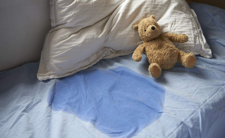孩子遺尿癥狀怎么解決 如何緩解孩子遺尿