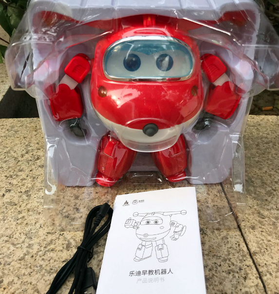 樂迪早教機器人適合多大寶寶 樂迪智能機器人送孩子當禮物怎么樣