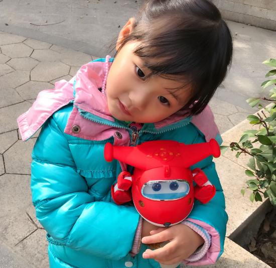 樂迪早教機器人適合多大寶寶 樂迪智能機器人送孩子當禮物怎么樣