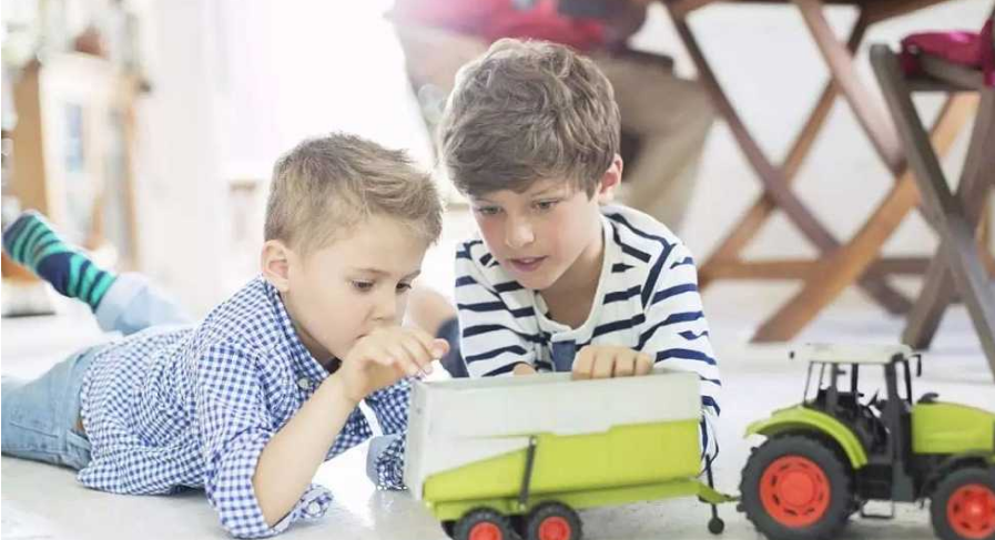 大寶和二寶總是在打架怎么辦 怎么化解大寶和二寶的矛盾