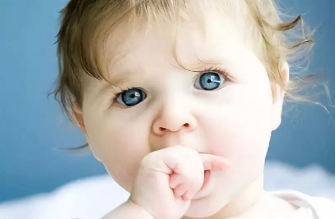 如何幫寶寶清理鼻子 幫寶寶清理鼻子的注意事項