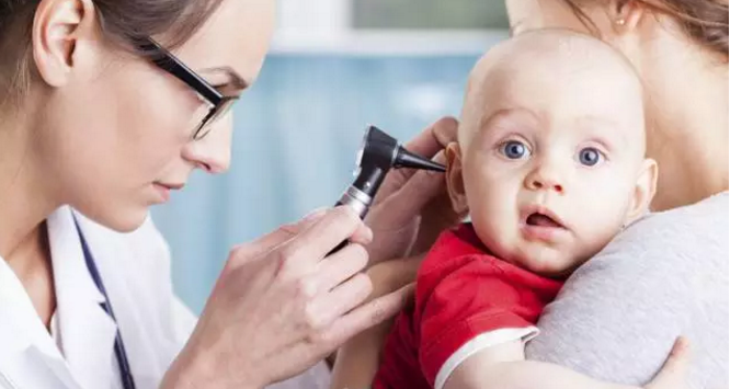 寶寶的耳屎需要清理嗎 如何給寶寶清理耳朵