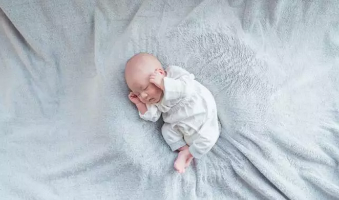 寶寶的耳屎需要清理嗎 如何給寶寶清理耳朵