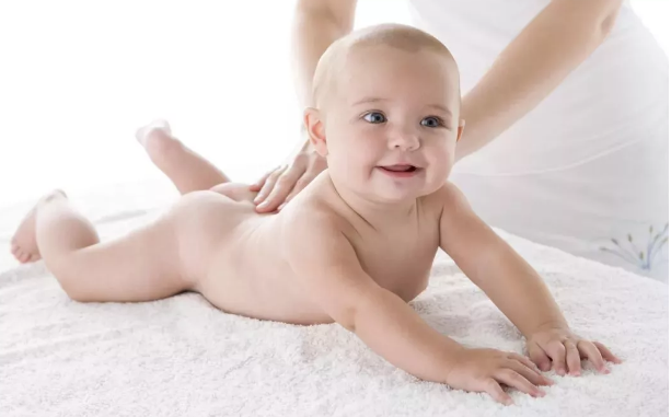 如何給寶寶洗屁屁 男女寶寶洗屁屁有何不同