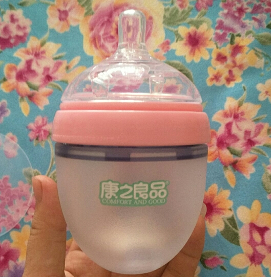 康之良品新生兒硅膠奶瓶怎么樣 康之良品新生兒硅膠奶瓶使用測評