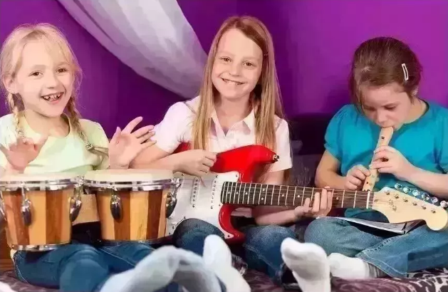 孩子學(xué)樂器有什么好處 孩子適合學(xué)習(xí)的樂器2018