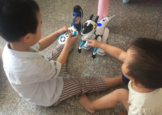 送孩子智能兒恐龍玩具好不好 鋒源智能兒童恐龍玩具怎么樣