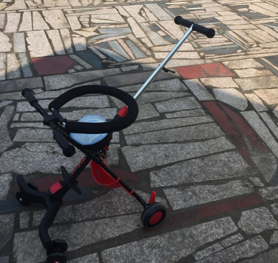 溜娃神器遛娃三輪車好用嗎 遛娃三輪車寶寶喜歡嗎