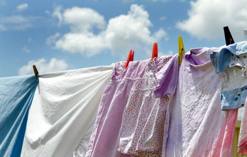 洗寶寶衣服的時候要注意哪些事情 寶寶衣服怎么洗比較好