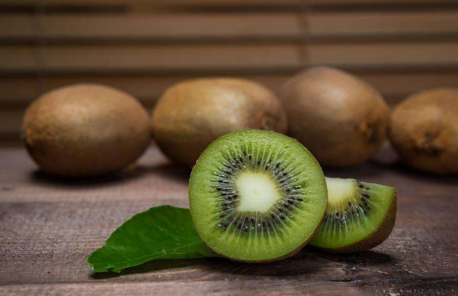 獼猴桃催熟方法是什么 用什么方法可以讓獼猴桃快點熟 獼猴桃催熟方法是什么 用什么方法可以讓獼猴桃快點熟