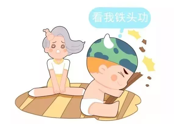 寶寶睡覺老是用頭頂墻怎么回事 寶寶睡覺用頭頂墻頭頂都扁了 寶寶睡覺老是用頭頂墻怎么回事 寶寶睡覺用頭頂墻頭頂都扁了