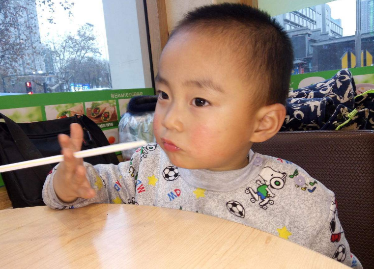 怎么教孩子遇到危險自己自救 教孩子自救用什么方法