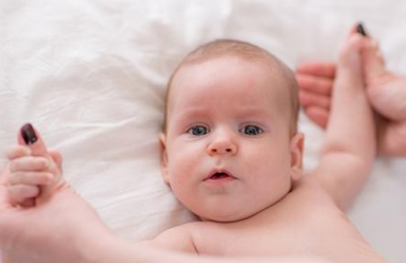 寶寶肺經(jīng)正確手法圖 小兒補肺經(jīng)的推拿手法