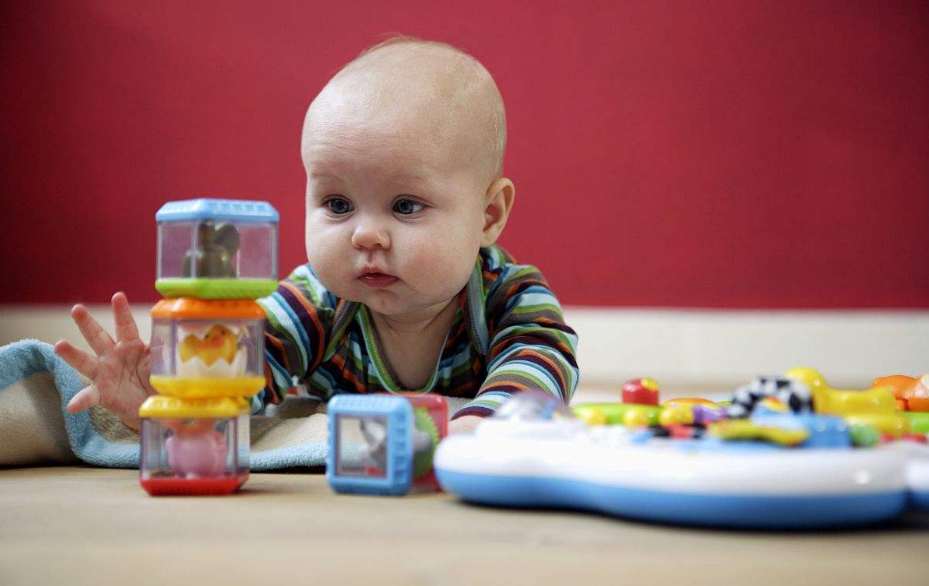 如何教會孩子分享 孩子不愿意分享怎么辦好 如何教會孩子分享 孩子不愿意分享怎么辦好