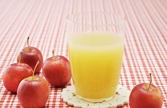 6個月的寶寶如何添加輔食 寶寶初期添加輔食應注意什么