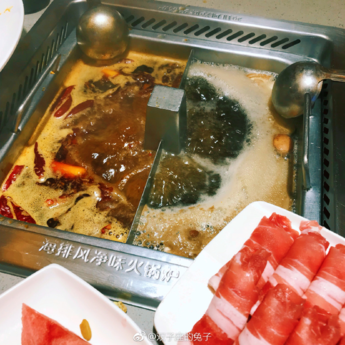 帶孩子吃火鍋說說 帶寶寶吃火鍋說說朋友圈