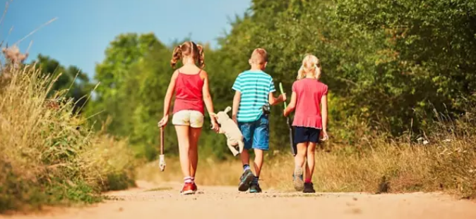 孩子真的應該窮養嗎 金錢在孩子教育中扮演什么樣的作用