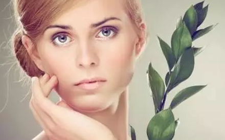 產后皮膚暗黃怎么辦 產后如何護理肌膚