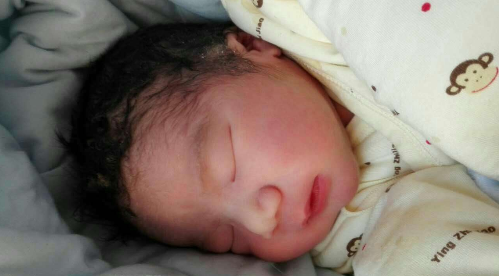 寶寶的臍帶怎么護理好 孩子的臍帶什么時候會自然脫落