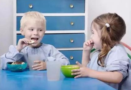 幼兒園收心計劃開學(xué)通知 2018幼兒園開學(xué)通知怎么教孩子收心