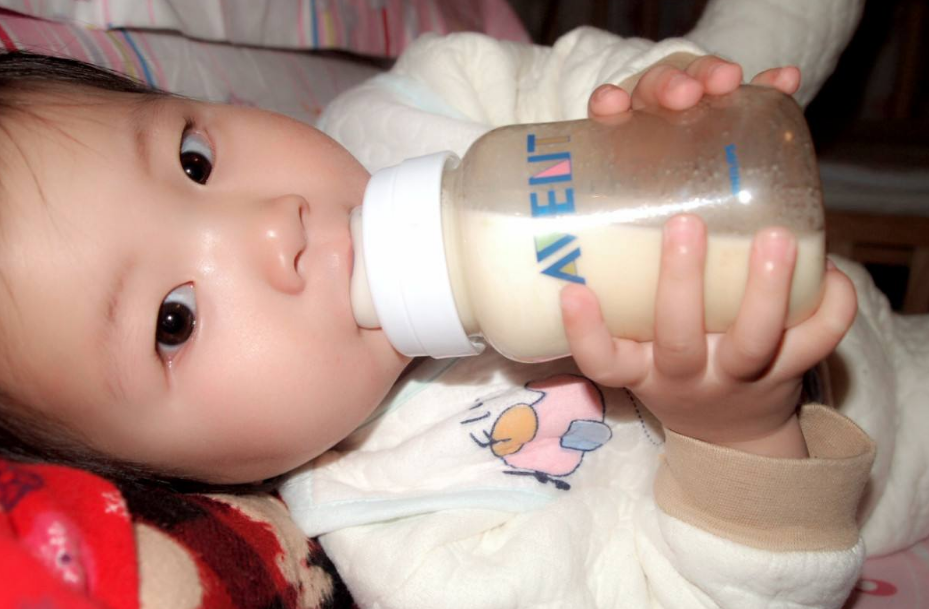 寶媽喂奶乳頭內陷怎么辦 寶媽乳頭內陷怎么哺乳