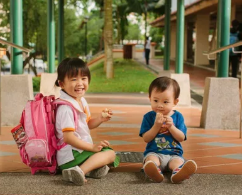 幼兒園大班安全活動(dòng)教案 2018幼兒園安全小衛(wèi)士活動(dòng)反思