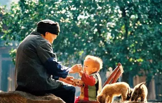 與老人帶娃觀念沖突怎么辦 與老人帶娃觀念沖突應如何溝通2018