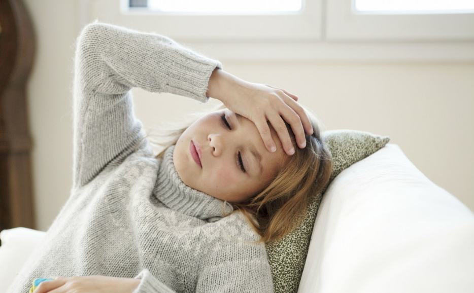 孩子一發(fā)脾氣就在地上打滾怎么辦 孩子哭鬧怎么做比較正確 孩子一發(fā)脾氣就在地上打滾怎么辦 孩子哭鬧怎么做比較正確