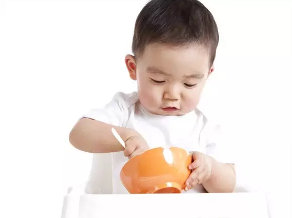 寶寶不愛吃飯怎么辦 如何提高寶寶的食欲2018