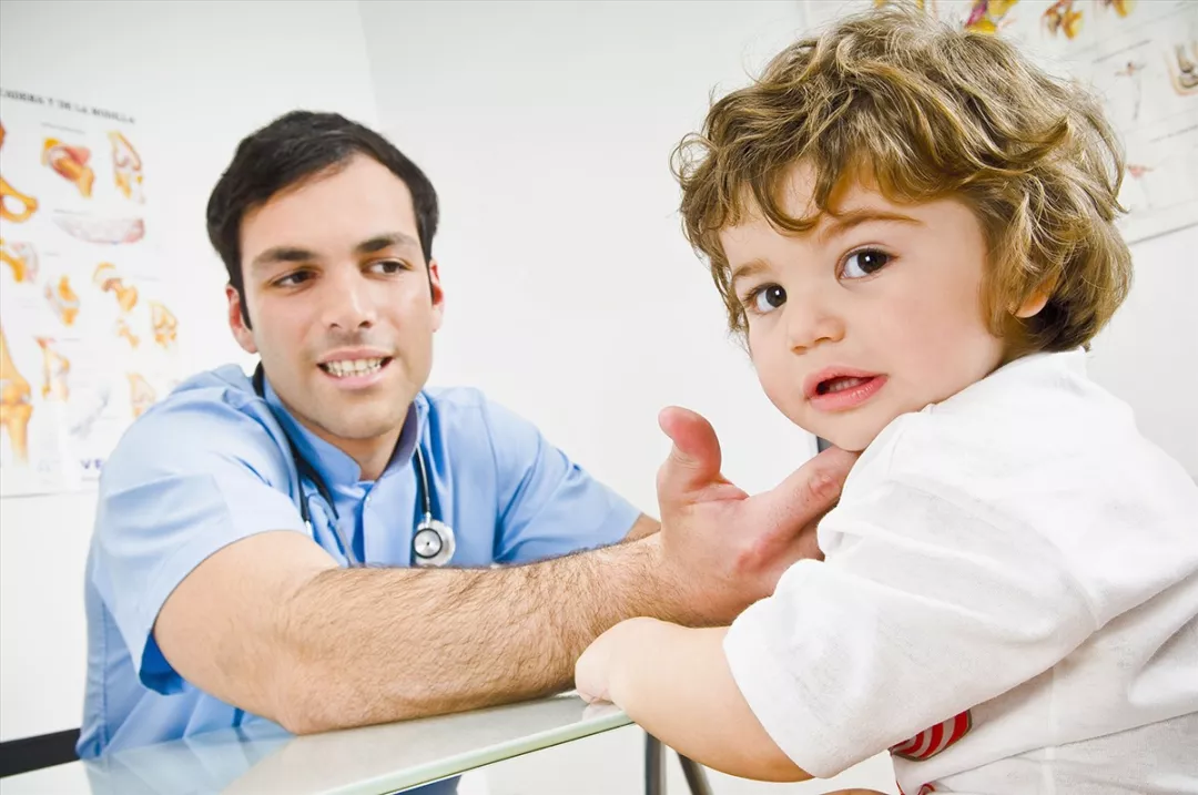 如何讓孩子避免口臭 孩子口臭怎么避免