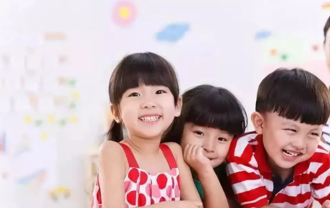 孩子受到挫折之后怎么安撫比較好 孩子受挫正確安撫方法 孩子受到挫折之后怎么安撫比較好 孩子受挫正確安撫方法