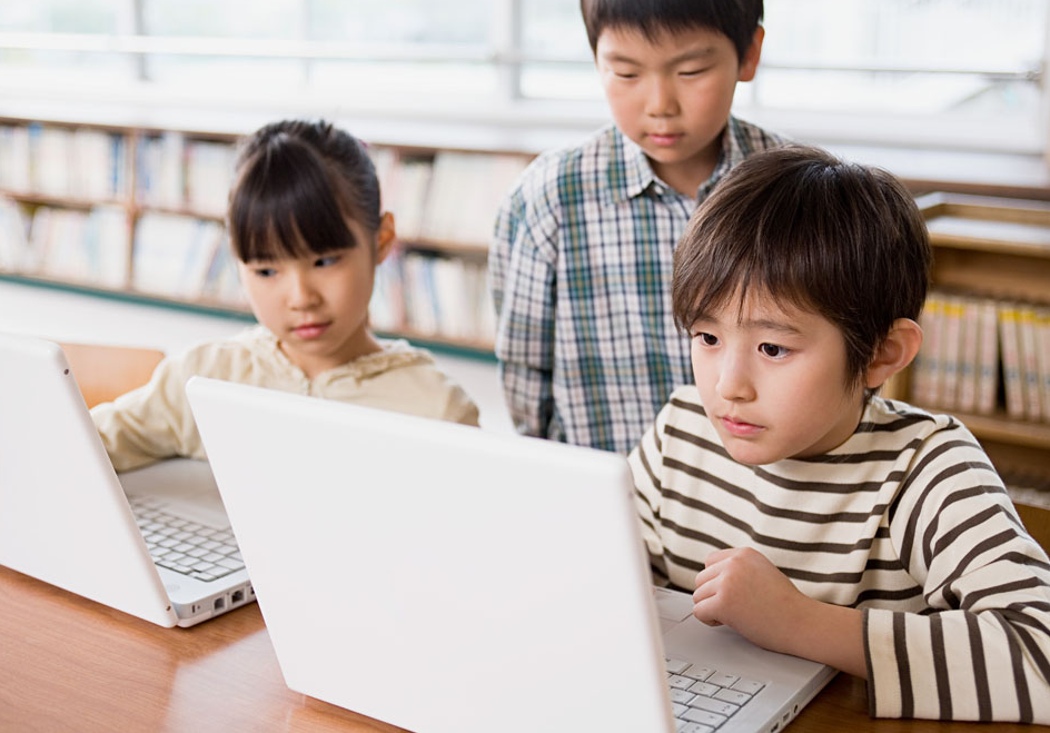 如何給孩子進行英語啟蒙 給孩子進行英語啟蒙應注意什么 如何給孩子進行英語啟蒙 給孩子進行英語啟蒙應注意什么