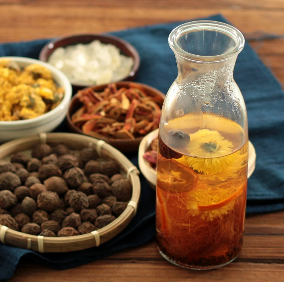 孩子濕氣很重怎么一直祛不掉 孩子濕氣濕熱寒濕是什么 孩子濕氣很重怎么一直祛不掉 孩子濕氣濕熱寒濕是什么