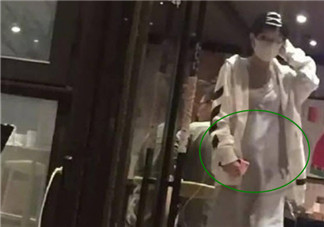 趙麗穎小腹凸起是懷孕了嗎 趙麗穎小腹隆起懷孕圖片對比