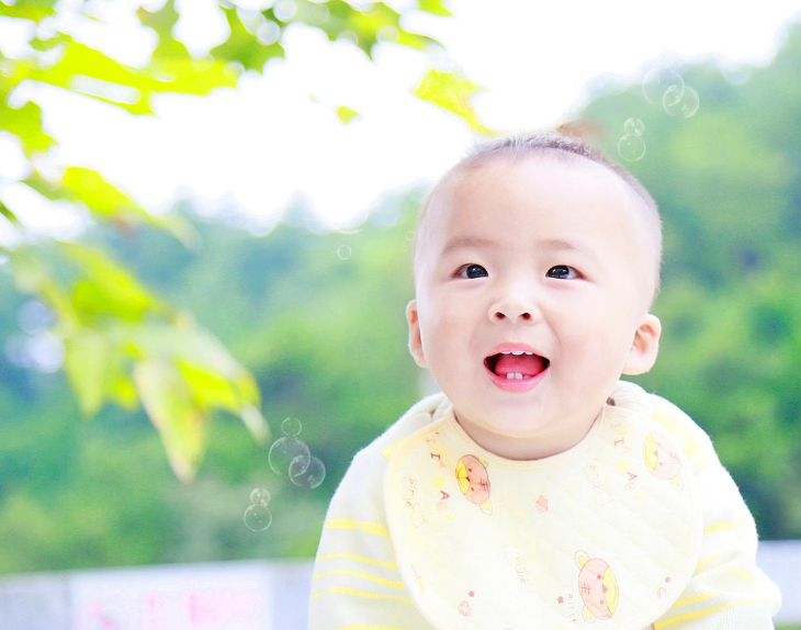 中秋節(jié)給女寶寶起什么名字好 中秋節(jié)女娃起名建議