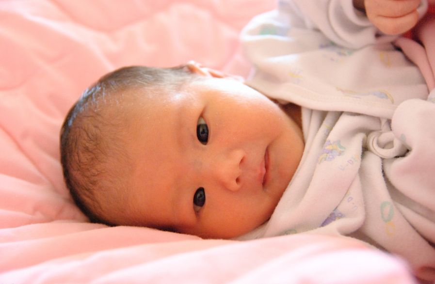 孩子性早熟有哪些征兆 怎么知道孩子可能性早熟