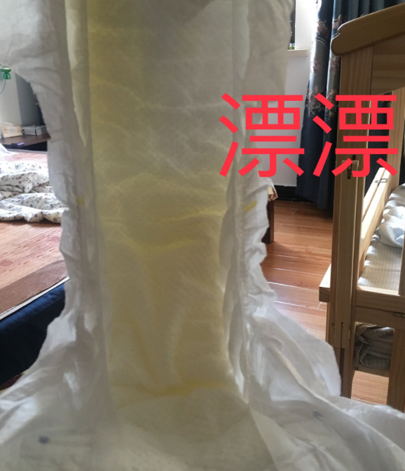 漂漂羽毛和花王尤妮佳哪個(gè)好 漂漂羽毛紙尿褲對比測評