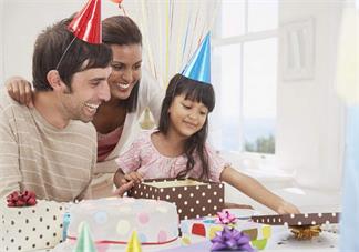 給自己女兒生日祝福語 女兒生日快樂說說朋友圈