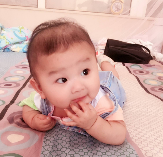 姓賀的女孩名字淑女一點(diǎn)叫什么好 姓賀女孩唯美名字大全